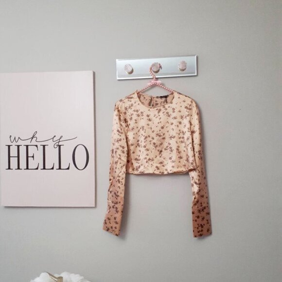 NWT Zara peach orange salmon pink satin-like floral print crop top, S - Picture 4 of 5
